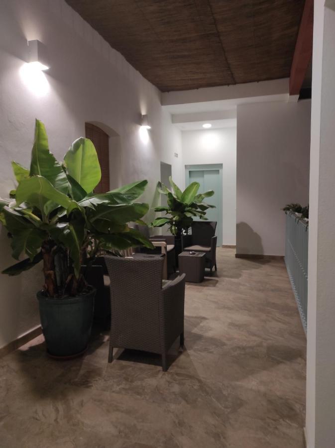 Apartamentos Turisticos Casa De Los Balcones Чипиона Экстерьер фото